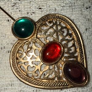 Vintage Carol Dauplaise Gold Tone Filigree Heart Brooch Stick Pin